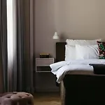 St. George Hotel